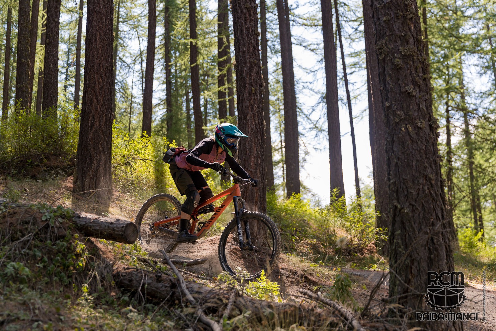 20220803_EMelchiori_RCM_Sauze_3470corsi_di_mtb_rcm_tutorial_school_montagna_mountainbike_ebike_emtb_enduro_DH_lezioni_bikepark_