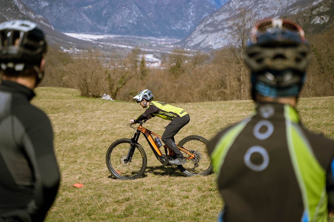RCM_Gemona_23-16corsi_di_mtb_rcm_tutorial_school_montagna_mountainbike